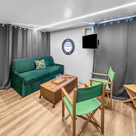 Sejour Unique Sur Un Bateau "Marius" Hotel Vauvert Exterior photo